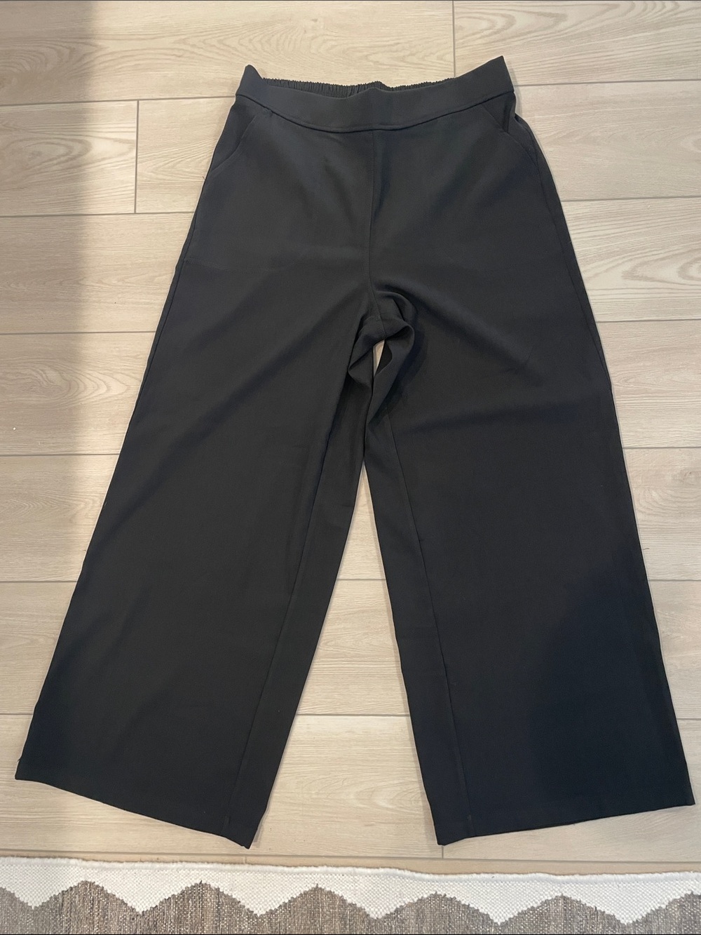 Max Studio Black Wide-Leg Pull-On Pants